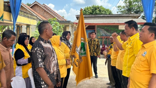 Muscam Golkar Negeri Besar: Dr. Darlian Pone Lantik Asmawati sebagai Ketua PK