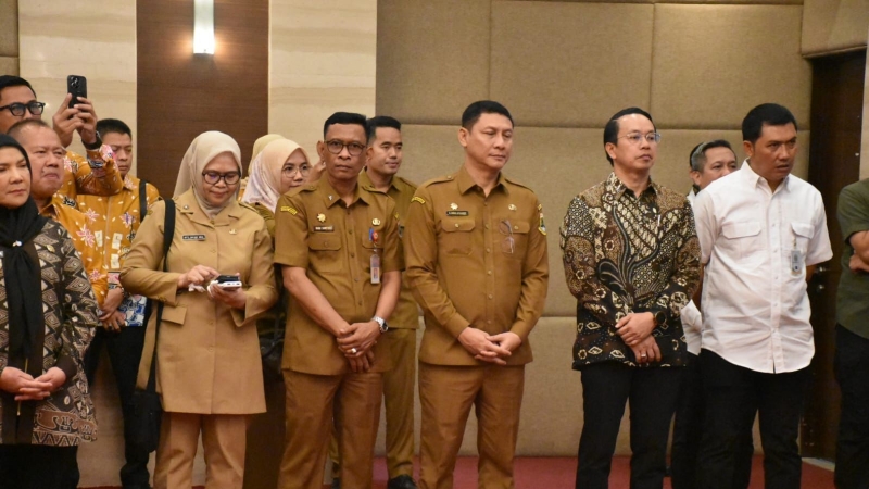 Gubernur Mirza Dorong Transformasi Sampah Menjadi Energi Bersih Berkelanjutan