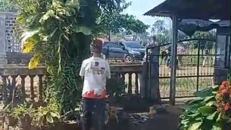 Viral Video Polisi Grebek Terduga Pelaku Penembakan Anggota Polda Lampung