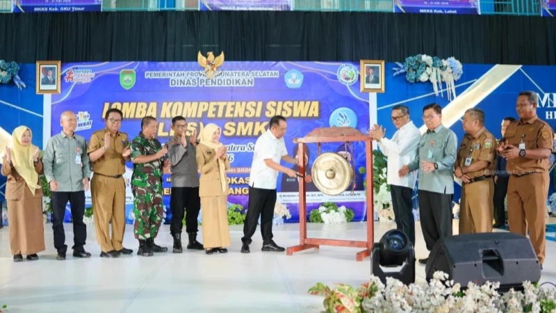 Wagub Sumsel Buka LKS SMK 2026 di Palembang, Dorong Inovasi Teknologi Tepat Guna