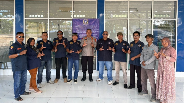 Jelang Idul Adha, Kapolres Way Kanan Silaturahmi ke Kantor DPC AWPI