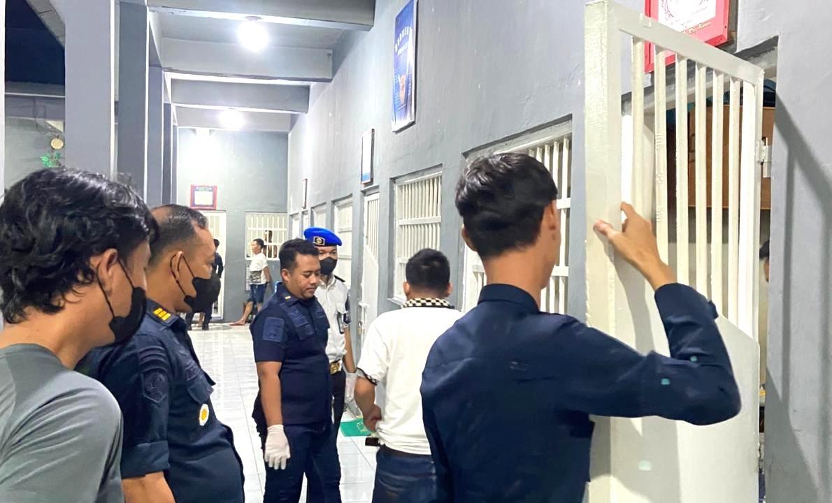 Lapas Way Kanan Gelar Penggeledahan Rutin, Tegaskan Komitmen Zero Halinar dan Penipuan