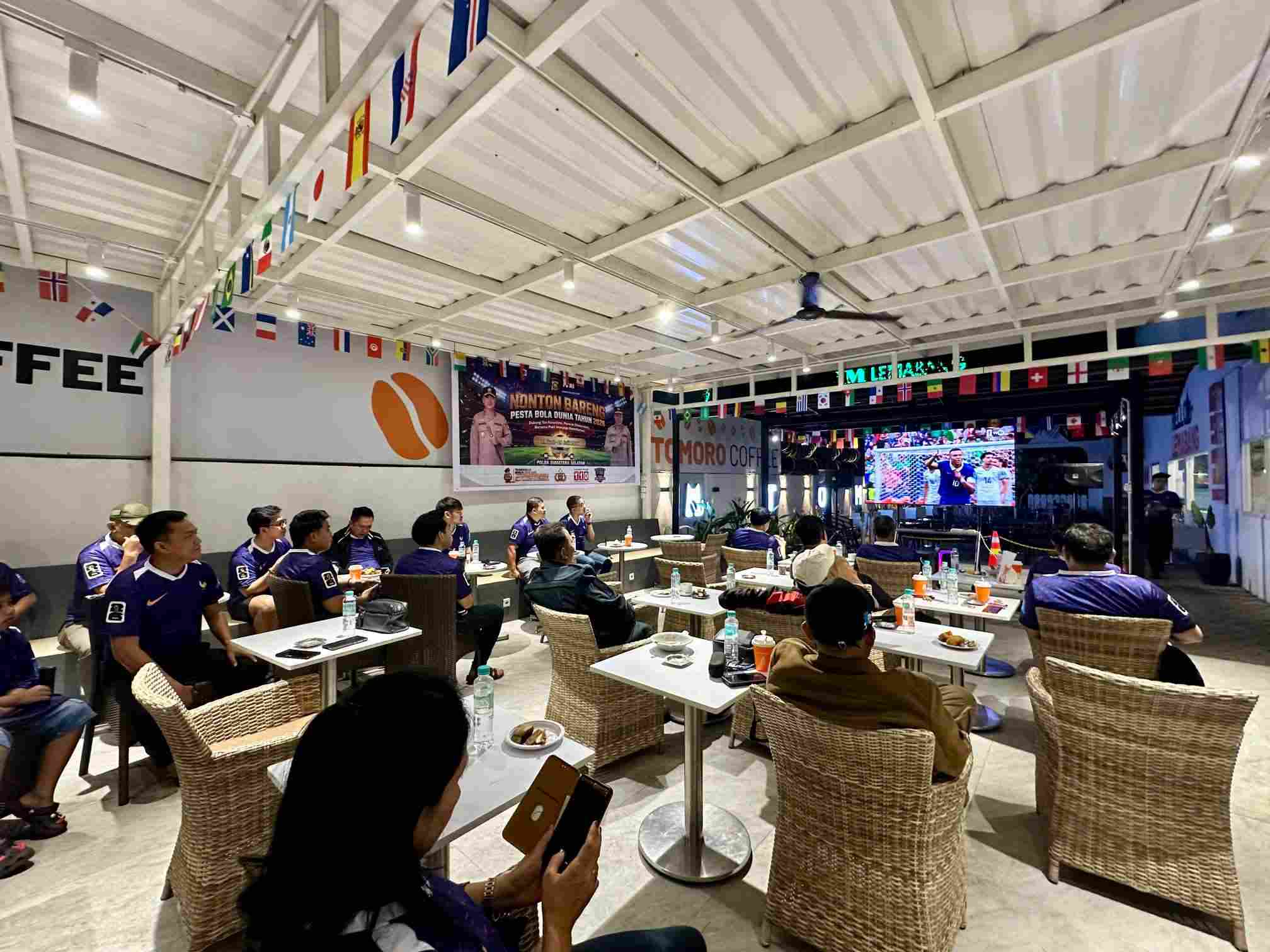 HUT Bhayangkara ke-80, Ditreskrimsus Polda Sumsel Perkuat Kemitraan Lewat Nobar Piala Dunia 2026