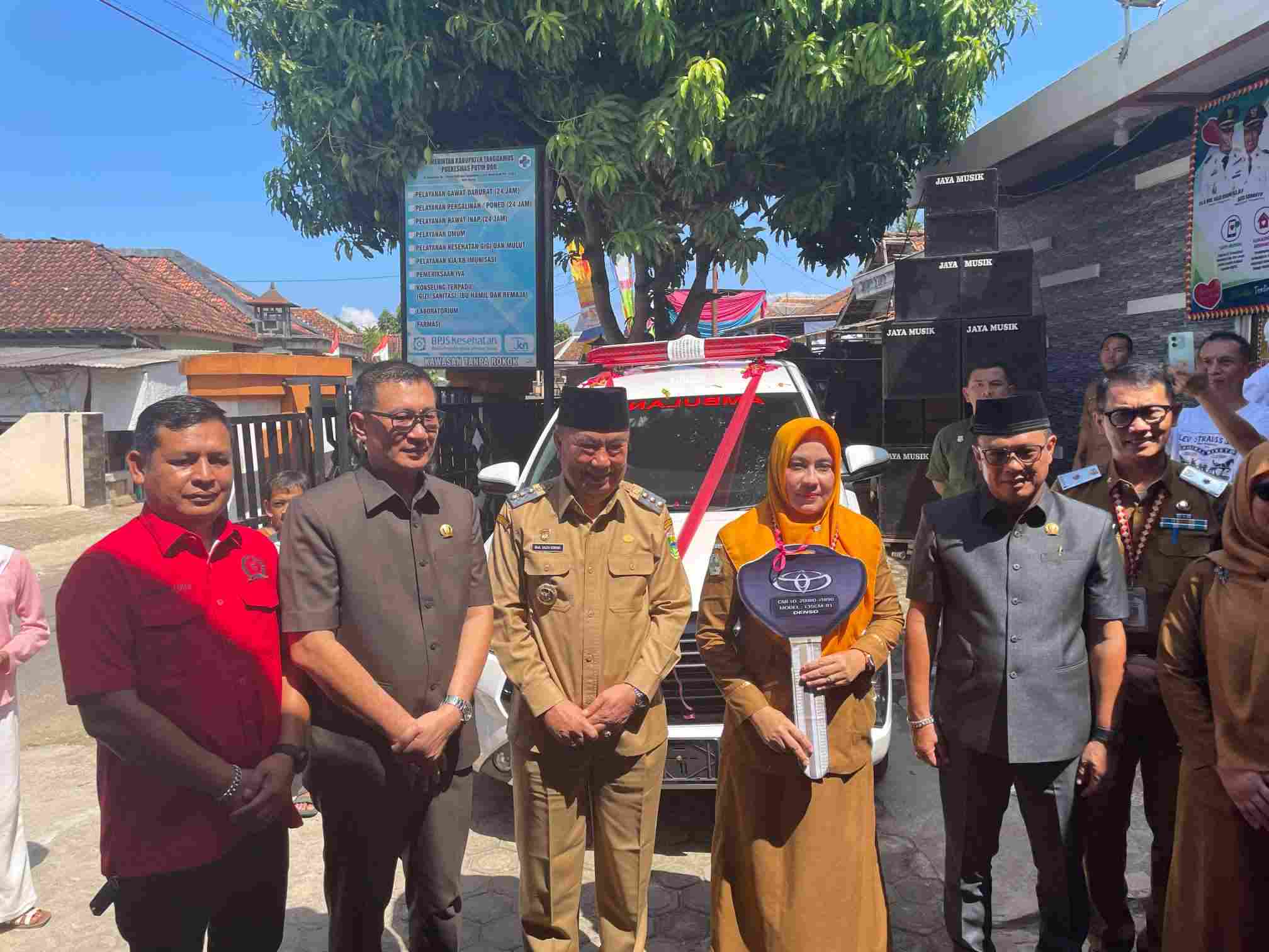 Pangkas Jarak Tempuh Laut, Warga Pulau Tabuan Kini Punya Puskesmas Rawat Inap Sendiri