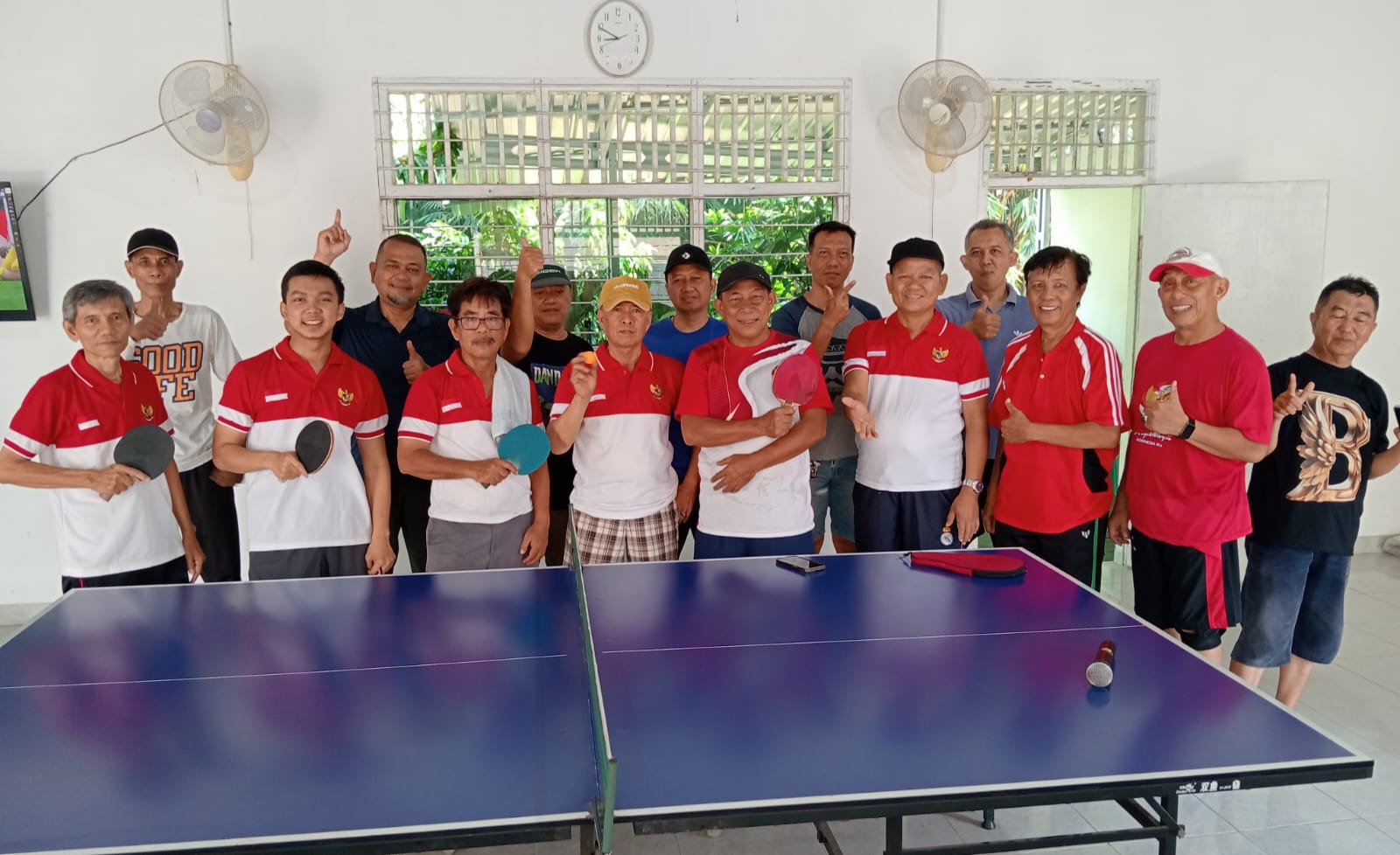 Buka Laga Tenis Meja Jelang Hari Kemerdekaan, RT Palem Permai I Ajak Warga Jaga Tradisi Guyub