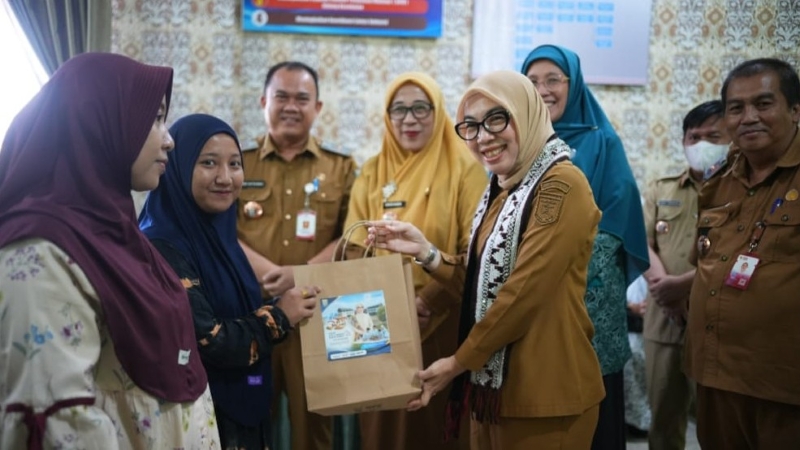 HARGANAS Ke-33 Way Kanan, Bupati Ayu Dorong Gerakan "Ayah Wajib Hadir" untuk Cegah Stunting