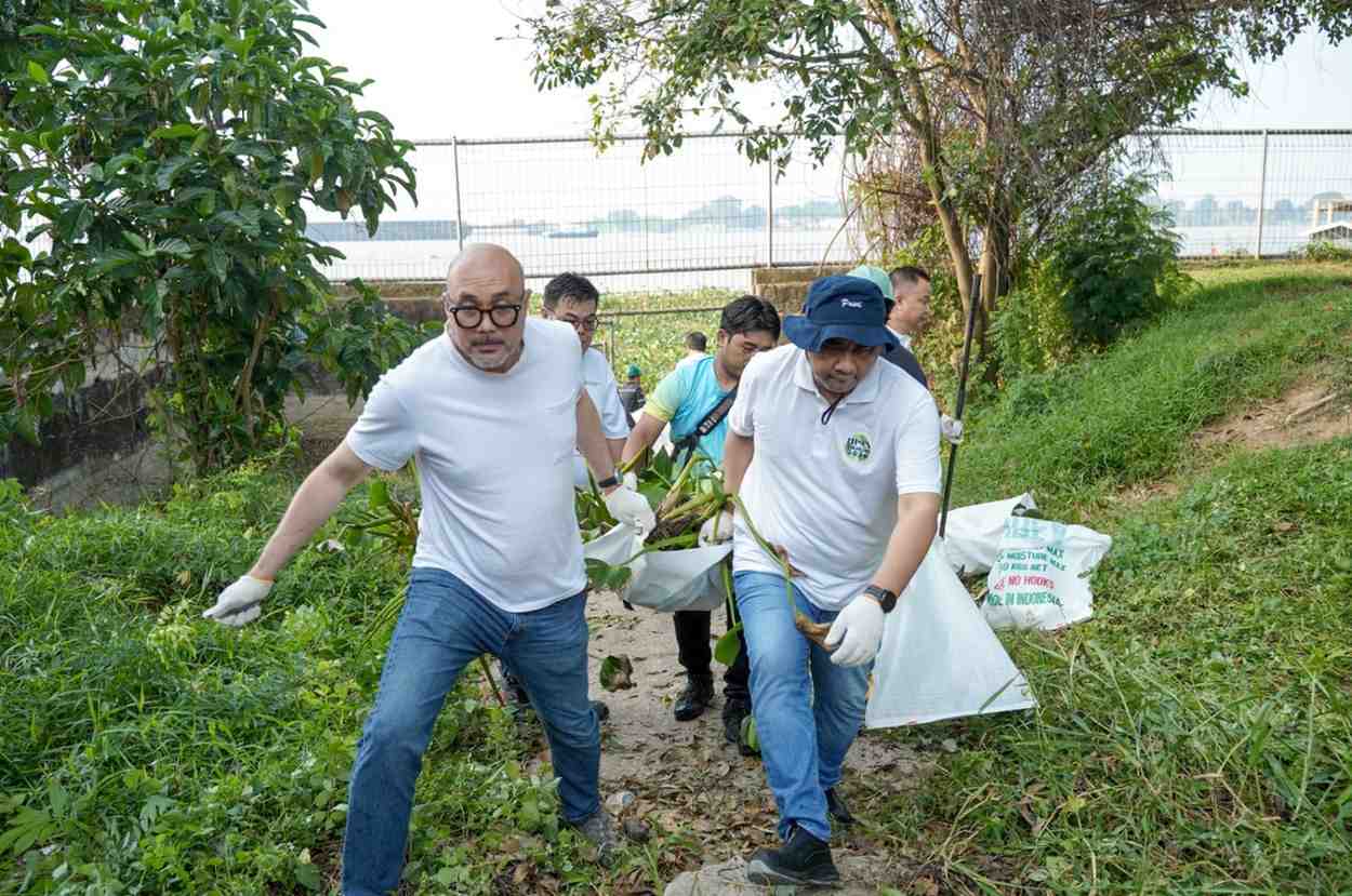 Peringati Hari Lingkungan Hidup 2026, Pusri Gelar Aksi Bersih Dermaga Ferry