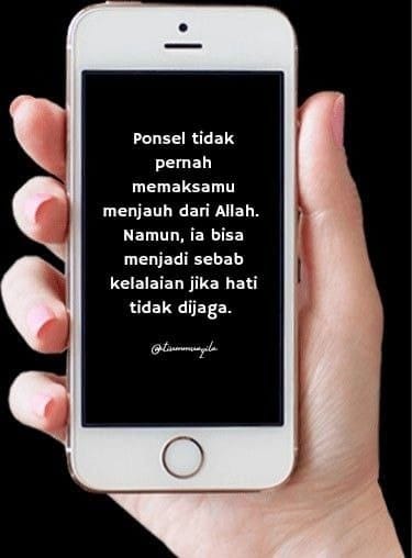 Lebih Panik Gawai Rusak atau Iman Retak?