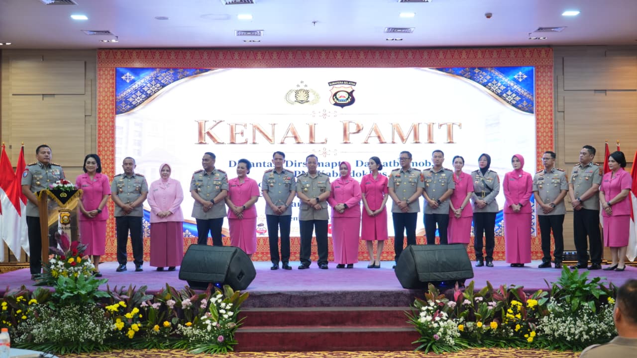 Segarkan Organisasi Presisi, Kapolda Sandi Nugroho Pimpin Kenal Pamit PJU dan 5 Kapolres Sumsel