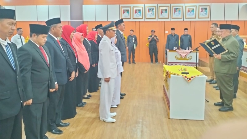 Bupati Tanggamus Lantik 12 Pejabat, Dorong ASN Profesional dan Berintegritas