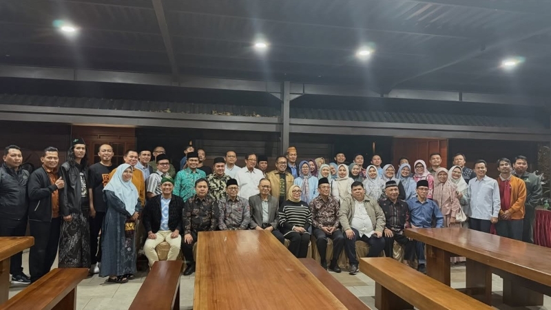 Wakil Rektor II UIN RIL Prof. Safari Terpilih sebagai Ketua IKA UIN Sunan Kalijaga Lampung Periode 2026–2031