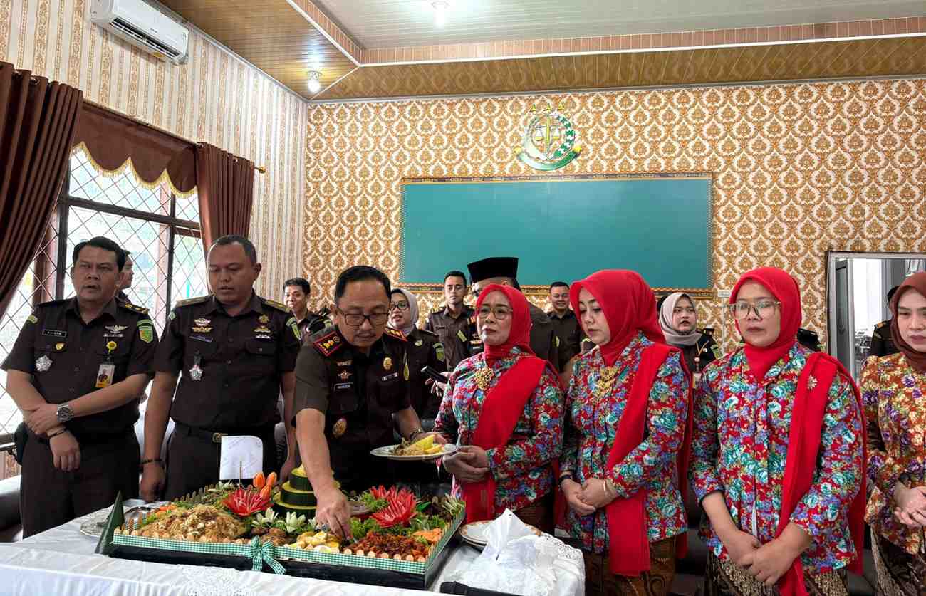 Kejari Way Kanan Peringati HUT IAD ke-26 dan Hari Bhakti Adhyaksa ke-66, Teguhkan Semangat Profesional dan Humanis