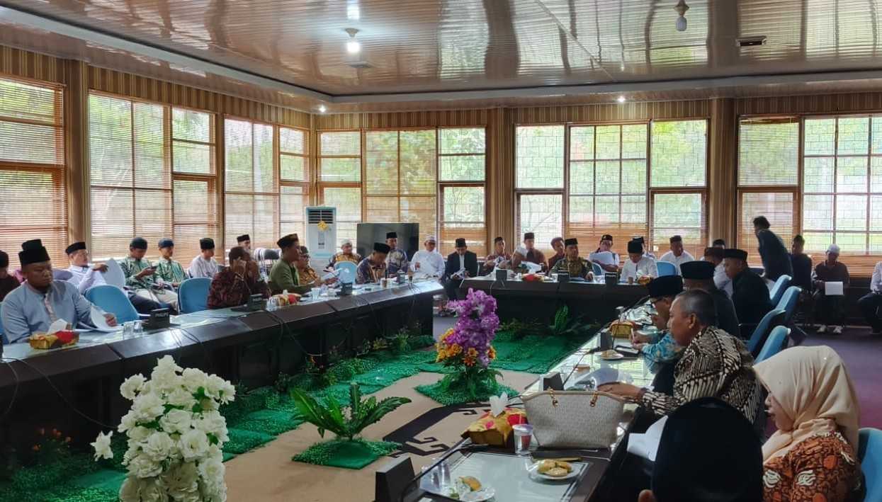 DPRD Way Kanan Bahas Raperda Pesantren, Libatkan Kemenag dan 43 Pimpinan Ponpes