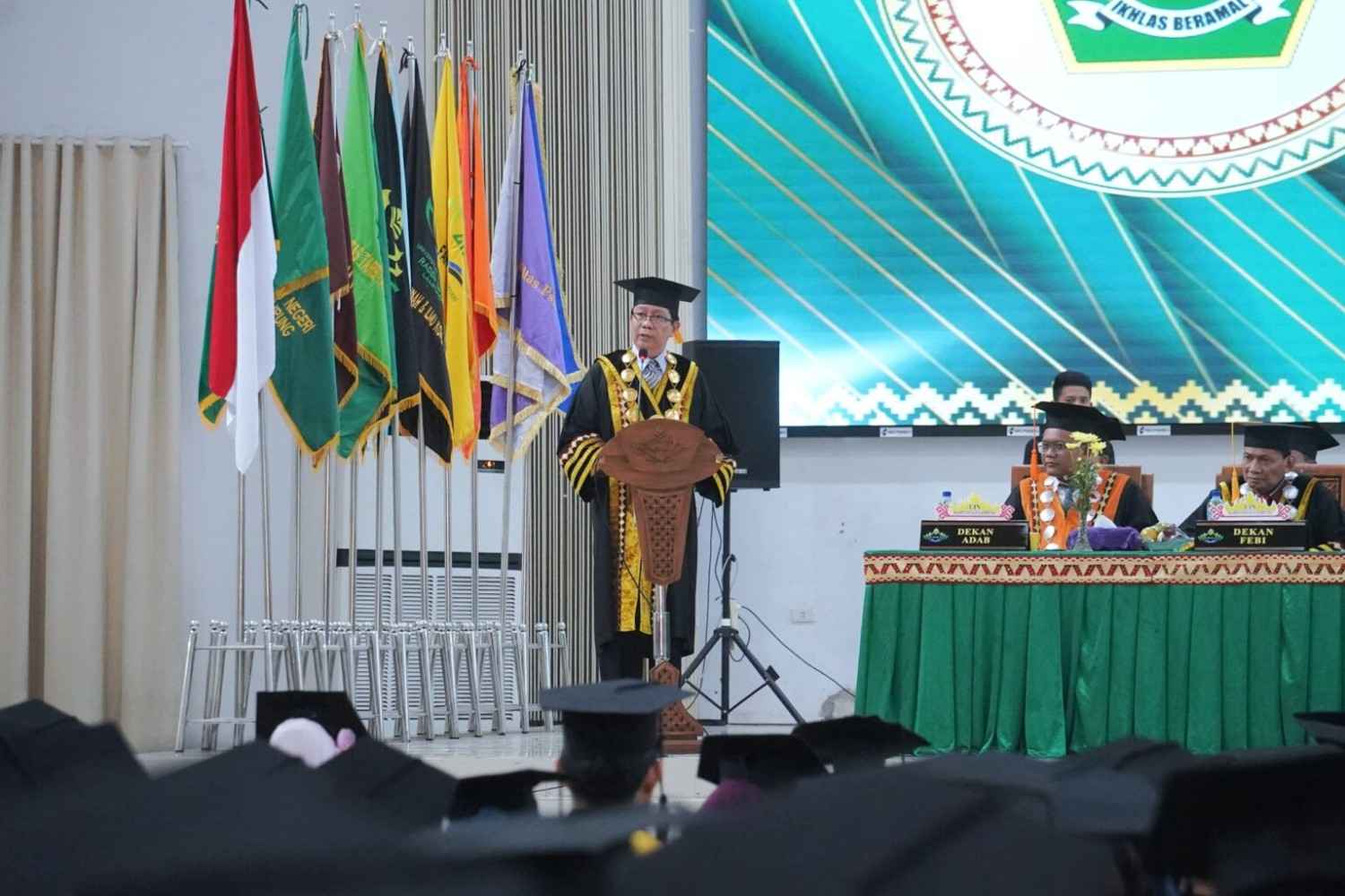 903 Lulusan UIN RIL Diwisuda, Rektor Titip Pesan soal Lingkungan dan Masa Depan