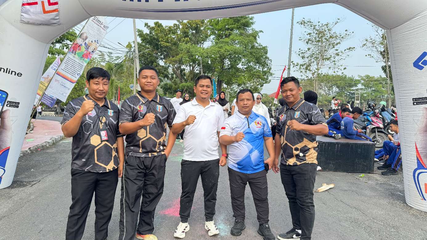 Hadiri Jalan Sehat HUT ke-81 RI, Ketua KONI Indra Septa Dukung Budaya Hidup Sehat di Way Kanan