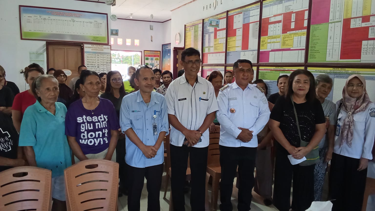 Bulog Tahuna Salurkan Bantuan Beras 30 Kg di Tona II, Warga Diingatkan Tak Jual Beras dan Hindari Judol