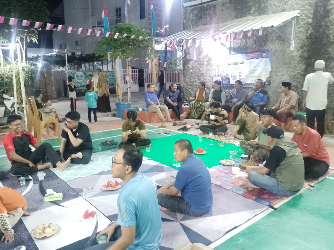 Doa Bersama dan Nobar Film Sejarah Warnai Puncak Tasyakuran Kemerdekaan Warga Kencana Tigalima