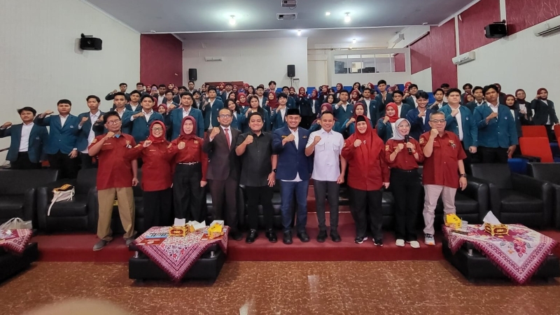 Hadiri Yudisium FH Unila, Wahrul Fauzi Ajak Lulusan Berkontribusi Nyata di Masyarakat
