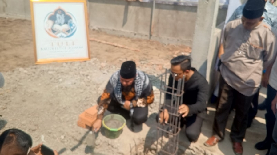 Gubernur Herman Deru Letakkan Batu Pertama Rumah Tahfidz Khusus Disabilitas Tuli di Palembang