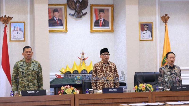 Bupati Pesibar Tandatangani MoU Program Desaku Maju untuk Percepat Pembangunan Pekon