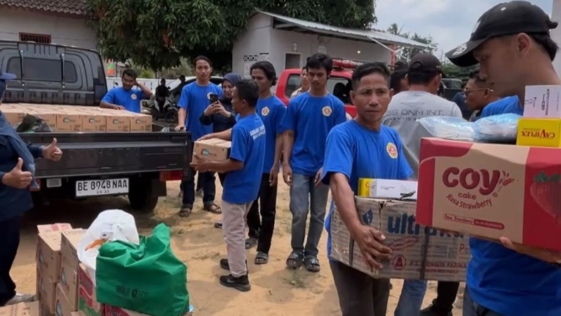 Karang Taruna Lampung Dirikan Posko Darurat dan Salurkan Bantuan untuk Relawan Karhutla TNWK