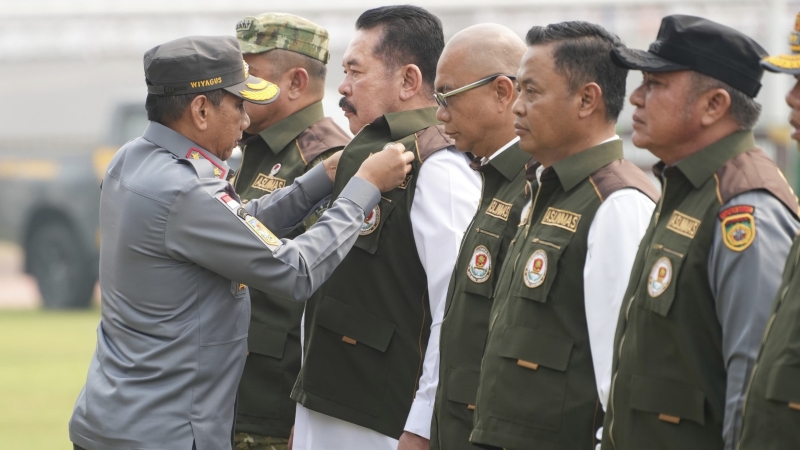 Hadiri Apel Akbar Satlinmas, Gubernur Mirza Dorong Penguatan Kesiapsiagaan di Tingkat Desa