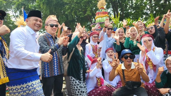 Tampilkan Budaya dan Program Daerah, Karang Taruna Lampung Raih Juara Favorit