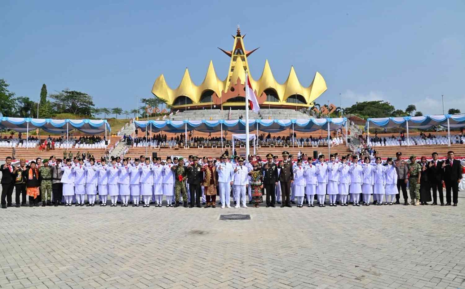 Dari Menara Siger, Merah Putih Berkibar di Gerbang Selatan Sumatra