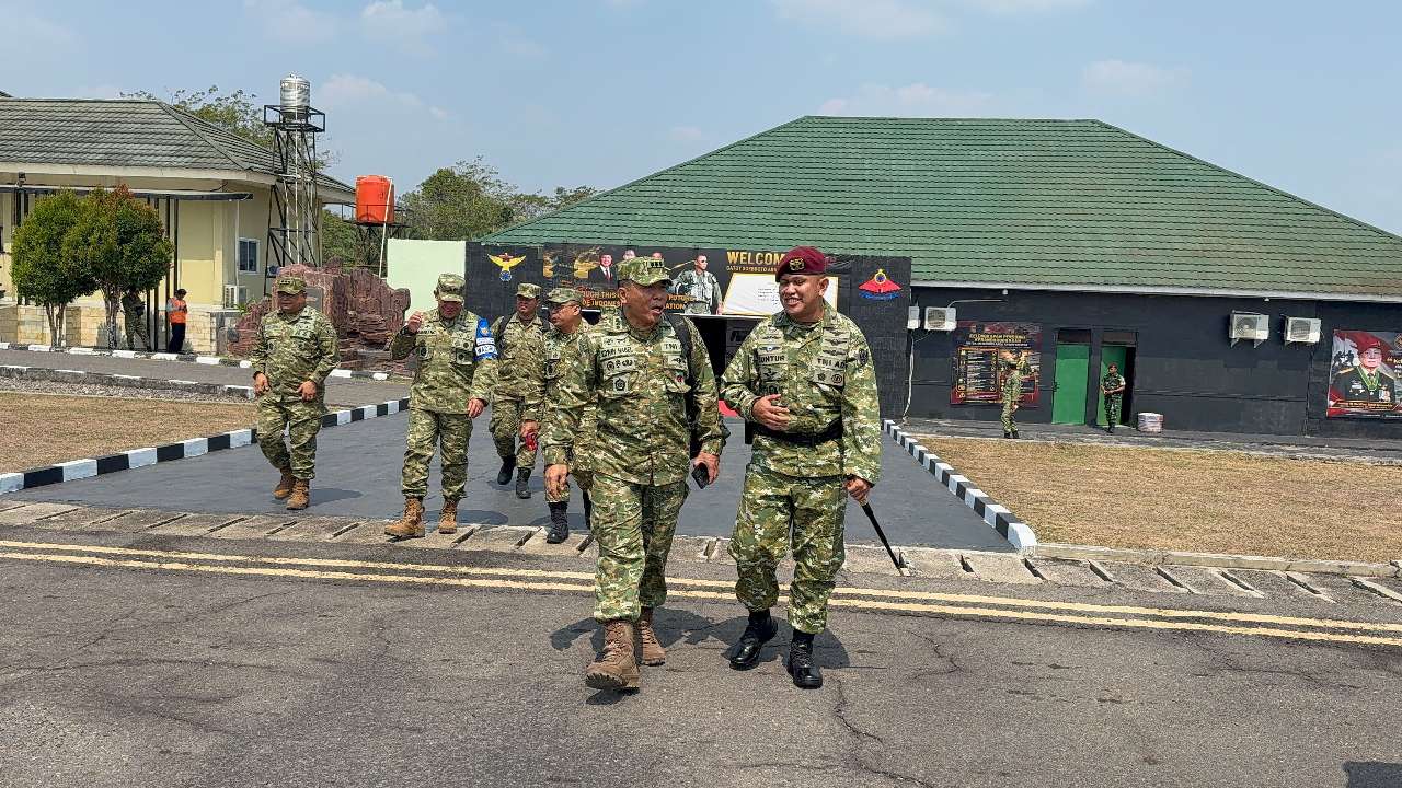 Tinjau Latma Super Garuda Shield, Waasops Panglima TNI Mendarat di Lanudad Gatot Soebroto