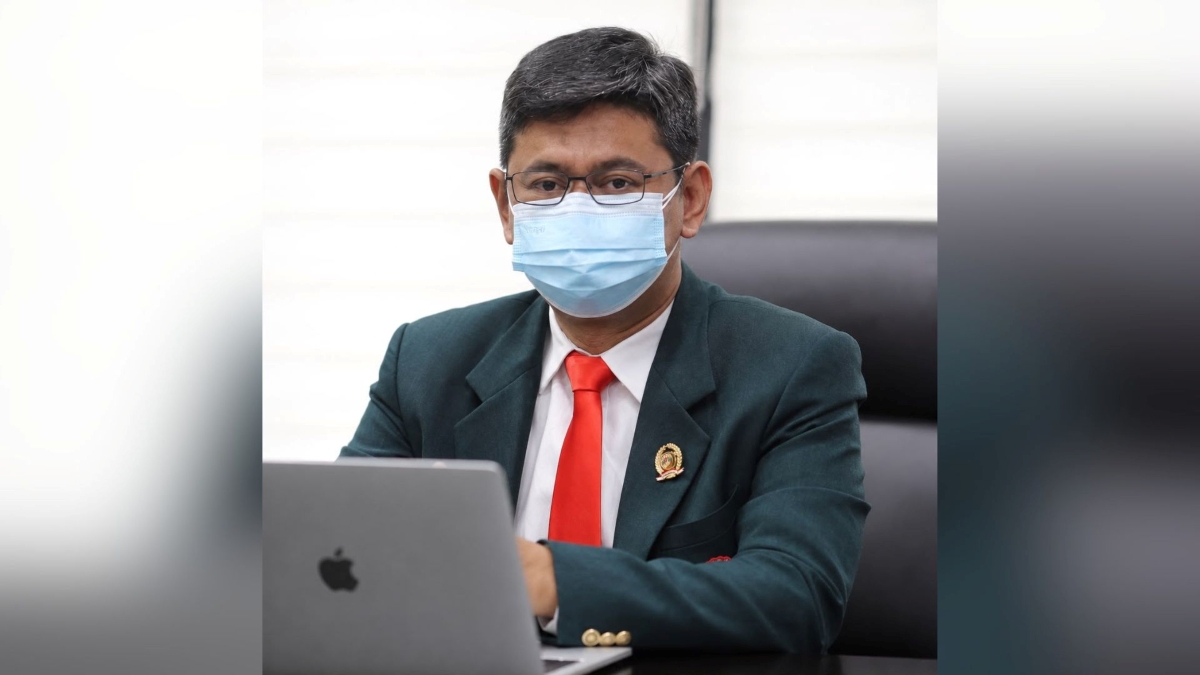 Prof. Asep Ingatkan Warga Jaga Kesehatan di Tengah Erupsi Gunung Anak Krakatau