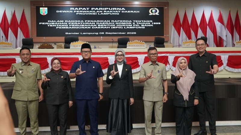 Raperda Perubahan Bentuk Hukum BPD Lampung Resmi Ditarik dari Pembahasan